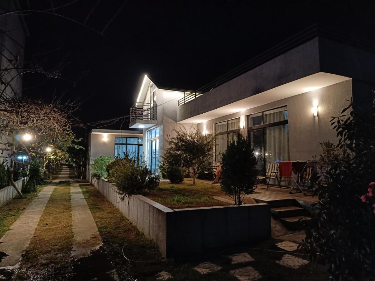 Kiwi Georgia Villa Кобулети Екстериор снимка