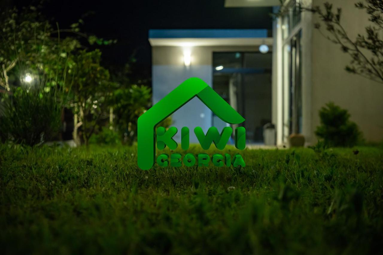 Kiwi Georgia Villa Кобулети Екстериор снимка