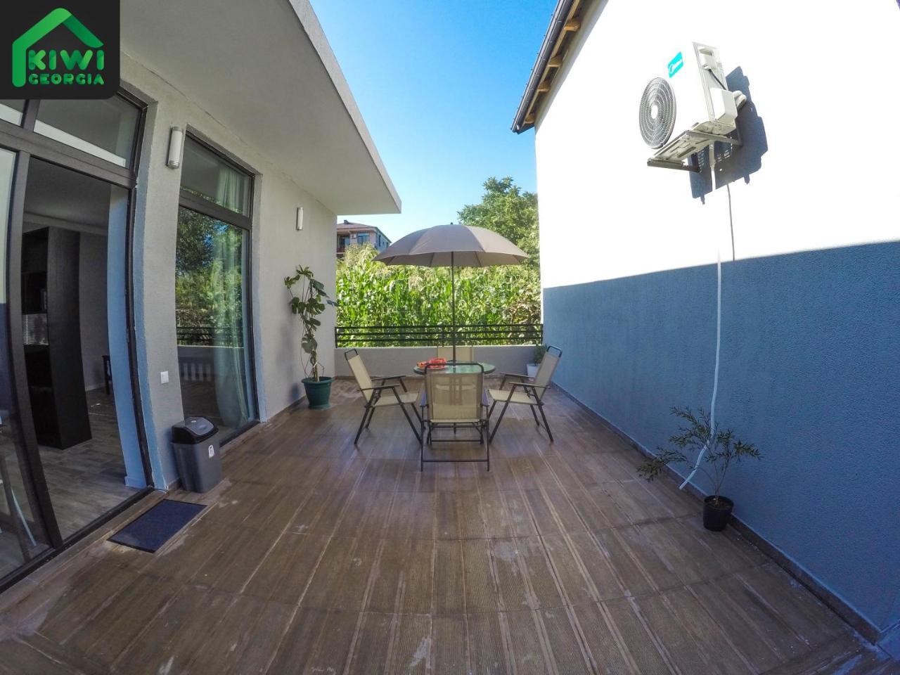 Kiwi Georgia Villa Кобулети Екстериор снимка
